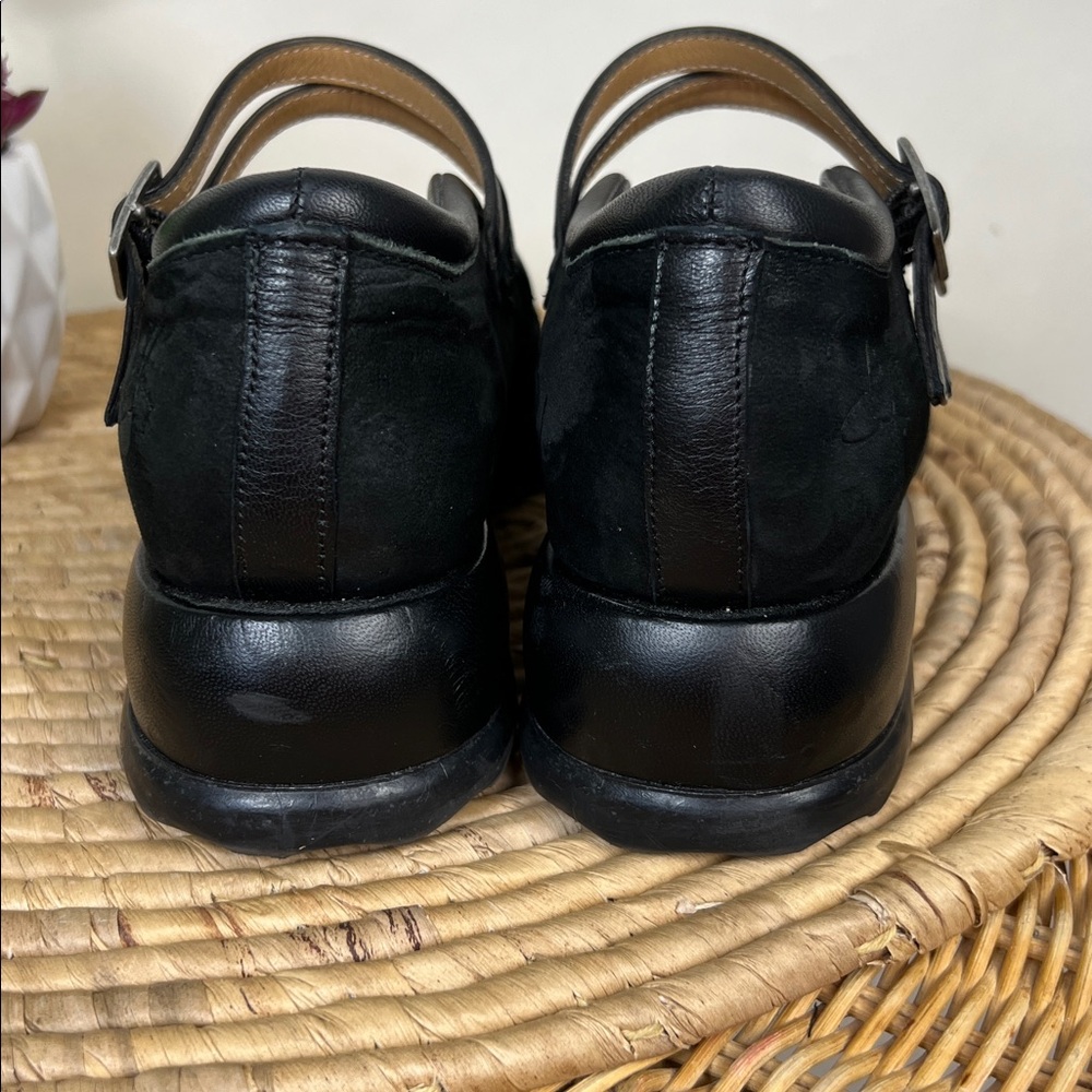 John Fluevog Unity Aimee Black Leather Chunky Heel Double 2 Strap Mary Jane Pump - Picture 4 of 13
